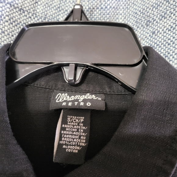 🔥NWT WRANGLER RETRO PUNCHY EMBROIDERED BLACK DENIM PEARLSNAP SHIRT - Picture 7 of 16
